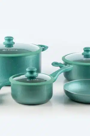 Batería de cocina de 8 piezas de mármol marca Picca.